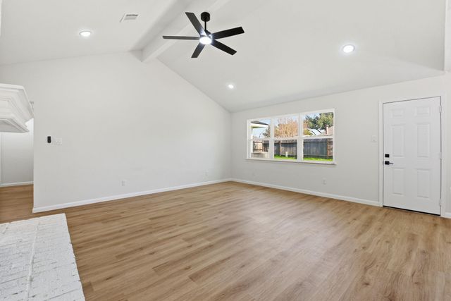 7310 Sonnet Glen Lane, Houston, TX 77095