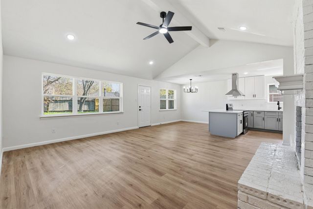 7310 Sonnet Glen Lane, Houston, TX 77095