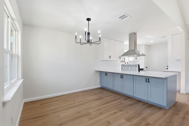 7310 Sonnet Glen Lane, Houston, TX 77095