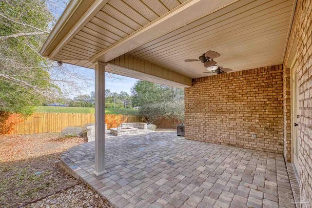 5761 Jade Moon Cir, Milton, FL 32583