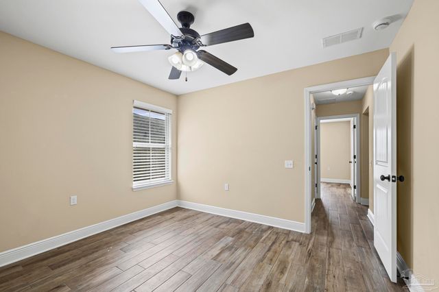 5761 Jade Moon Cir, Milton, FL 32583