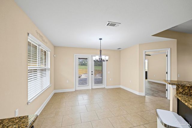5761 Jade Moon Cir, Milton, FL 32583