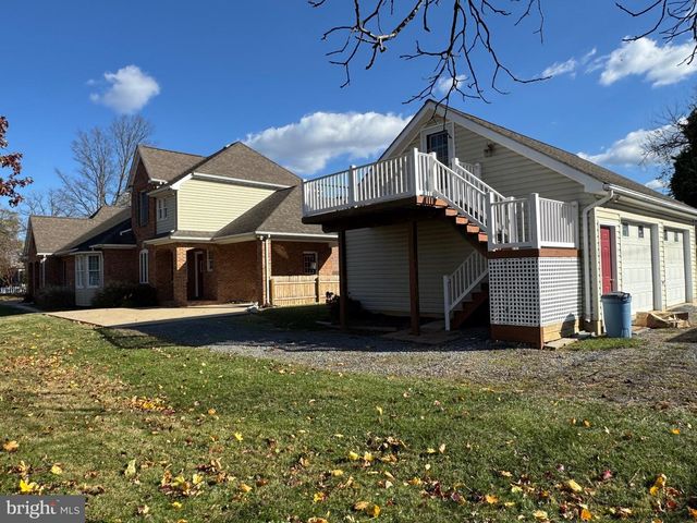 687 WOODLAND AVE, Winchester, VA 22601