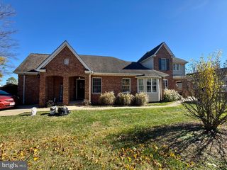 687 WOODLAND AVE, Winchester, VA 22601