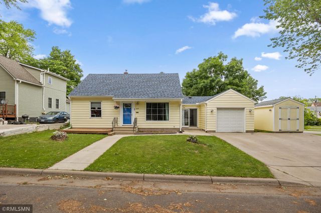 609 Nevada Avenue E, Saint Paul, MN 55130