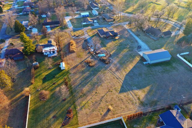 608 Pine Tree Road, Streator, IL 61364