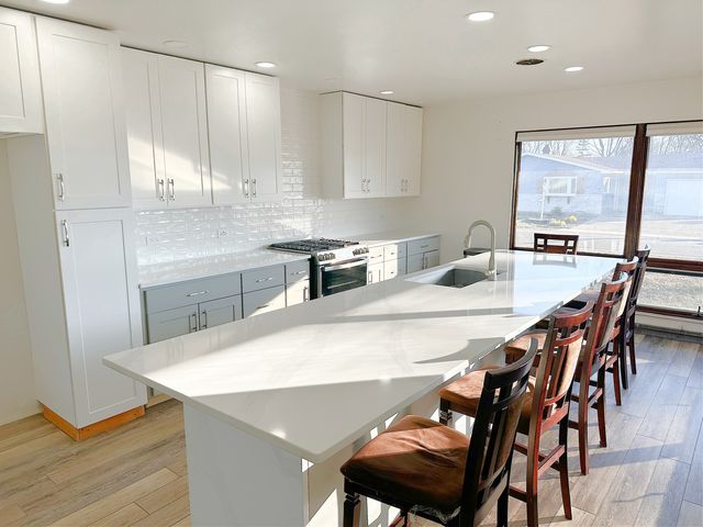 608 Pine Tree Road, Streator, IL 61364