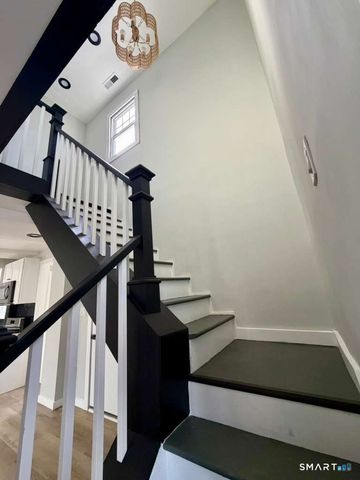 82 Hemlock Street, West Haven, CT 06516