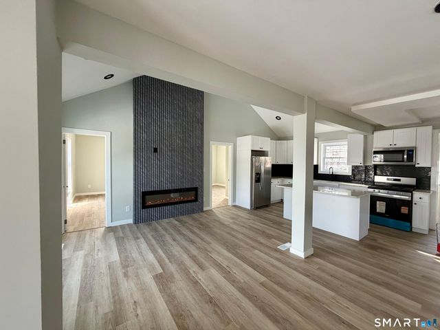 82 Hemlock Street, West Haven, CT 06516