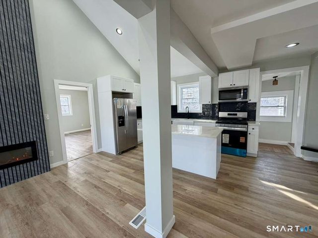 82 Hemlock Street, West Haven, CT 06516