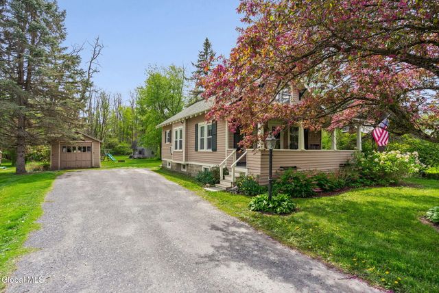 54 Altamont Road, Voorheesville, NY 12186