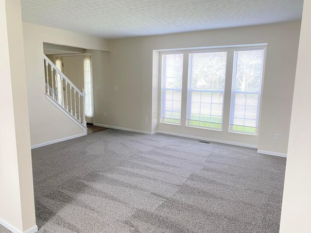 6089 Pirthshire Street, Dublin, OH 43016