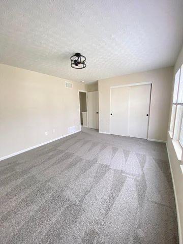 6089 Pirthshire Street, Dublin, OH 43016