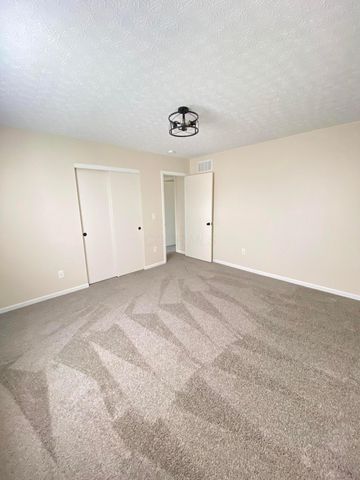 6089 Pirthshire Street, Dublin, OH 43016