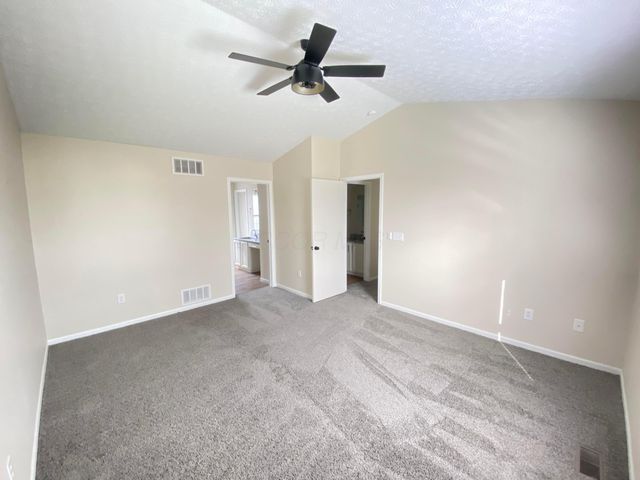 6089 Pirthshire Street, Dublin, OH 43016