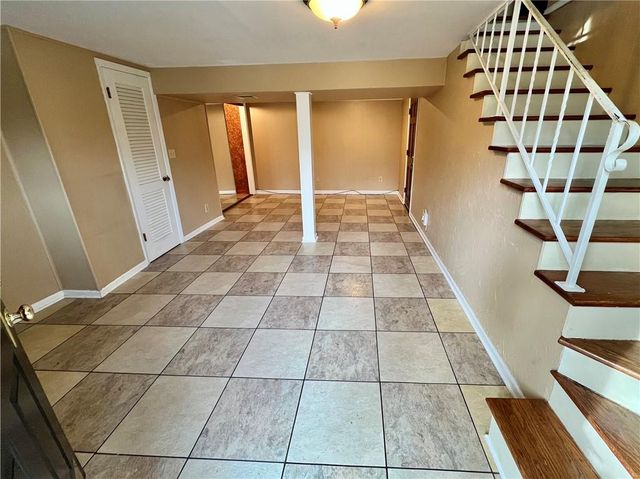 7714 James A Reed Road, Kansas City, MO 64138