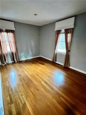 7714 James A Reed Road, Kansas City, MO 64138