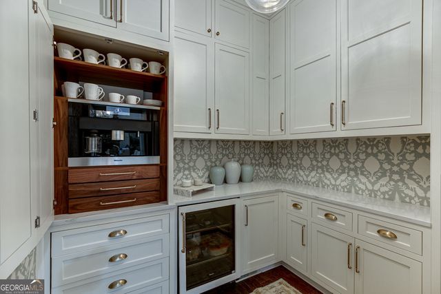 923 Little Darby Lane, Suwanee, GA 30024