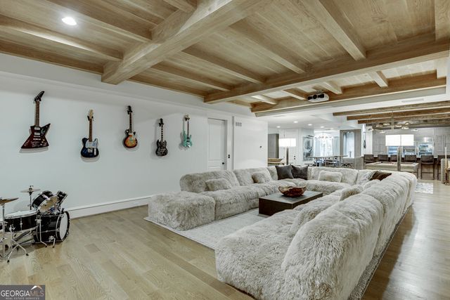 923 Little Darby Lane, Suwanee, GA 30024