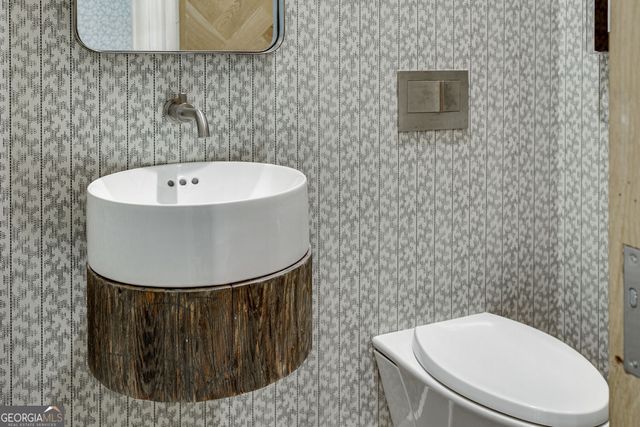 923 Little Darby Lane, Suwanee, GA 30024