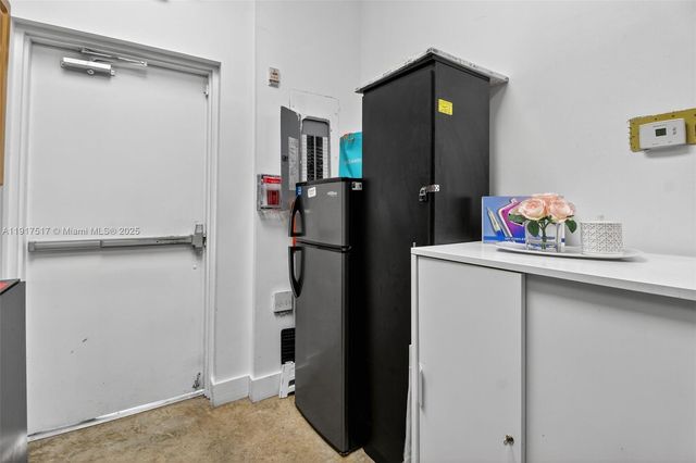 Profitable and Beautiful Beauty Salon for Sale on Bird Road, Miami, FL 33175