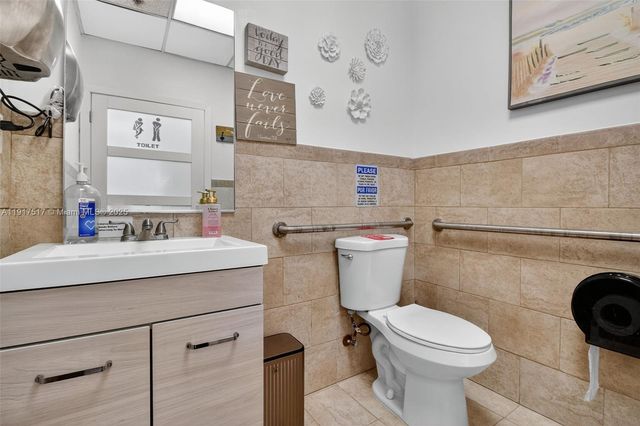 Profitable and Beautiful Beauty Salon for Sale on Bird Road, Miami, FL 33175