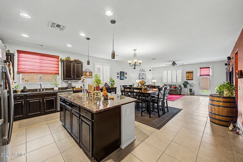10231 W LEVI Drive, Tolleson, AZ 85353 — photo 4