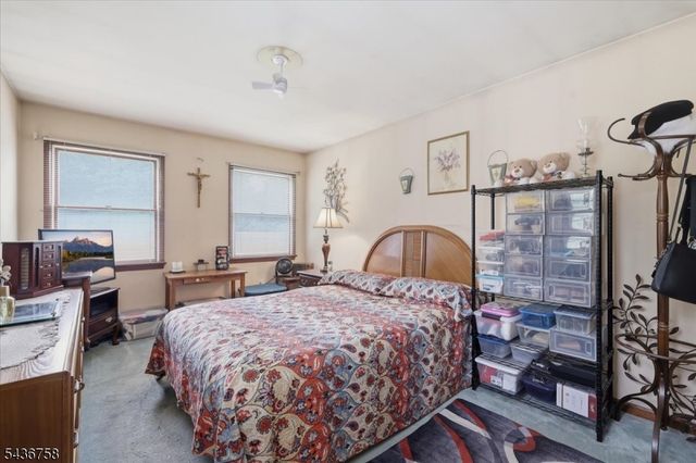 33 Ellison Road, Franklin Twp., NJ 08873
