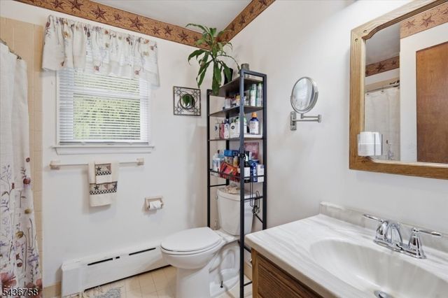 33 Ellison Road, Franklin Twp., NJ 08873
