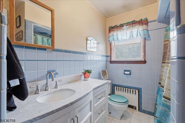 33 Ellison Road, Franklin Twp., NJ 08873