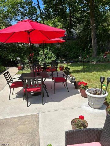 33 Ellison Road, Franklin Twp., NJ 08873