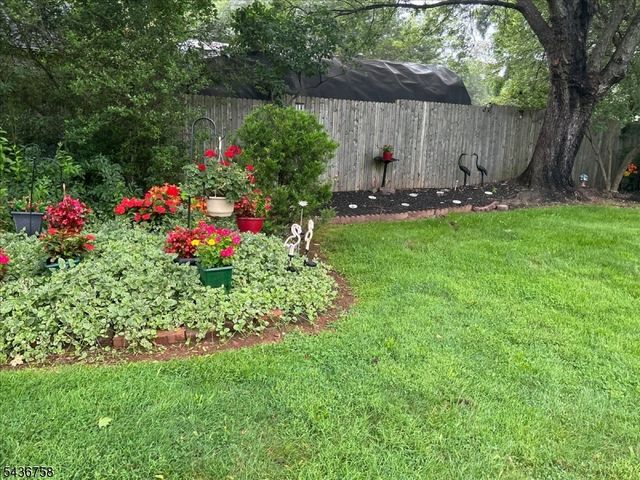 33 Ellison Road, Franklin Twp., NJ 08873