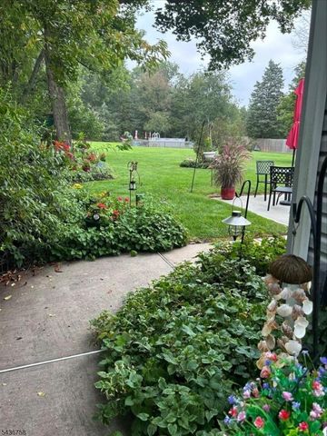 33 Ellison Road, Franklin Twp., NJ 08873