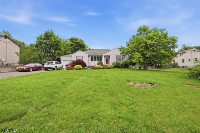 33 Ellison Road, Franklin Twp., NJ 08873