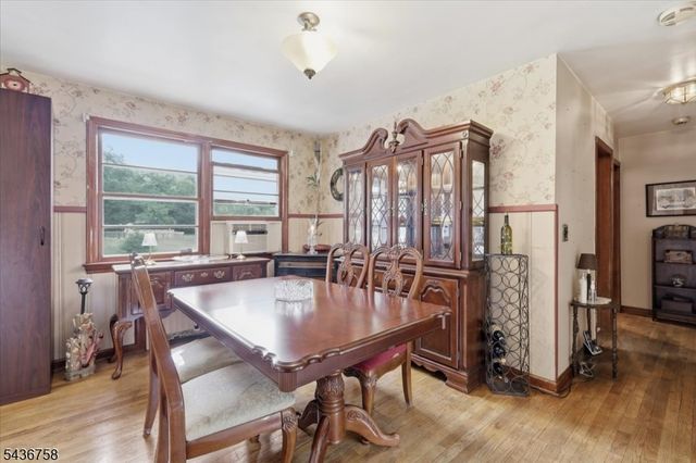 33 Ellison Road, Franklin Twp., NJ 08873