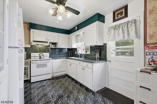 33 Ellison Road, Franklin Twp., NJ 08873
