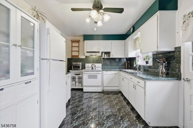 33 Ellison Road, Franklin Twp., NJ 08873
