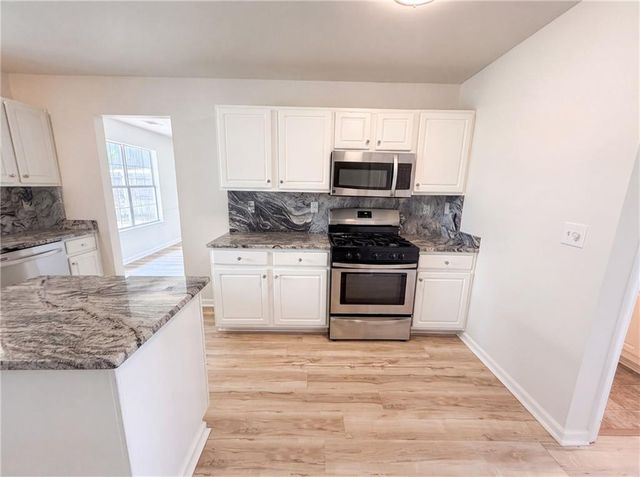 401 Callaway Lane, Conyers, GA 30012