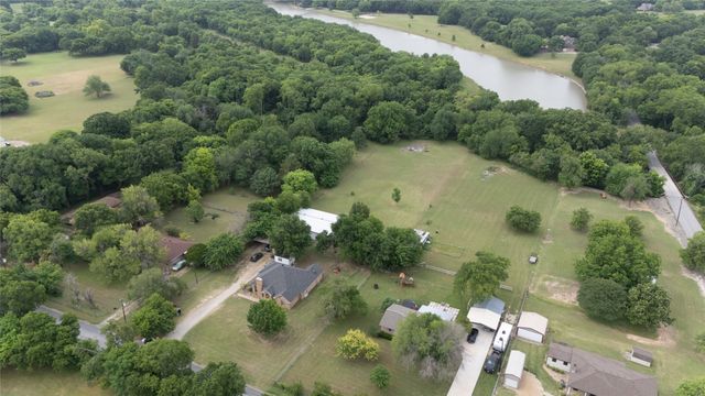 130 Bells Chapel Road, Waxahachie, TX 75165