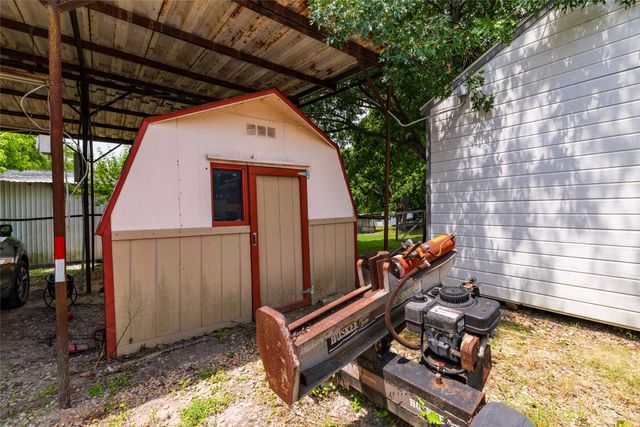130 Bells Chapel Road, Waxahachie, TX 75165