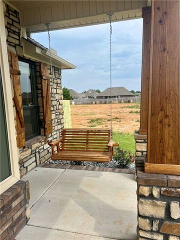 1804 Gaines, Pea Ridge, AR 72751