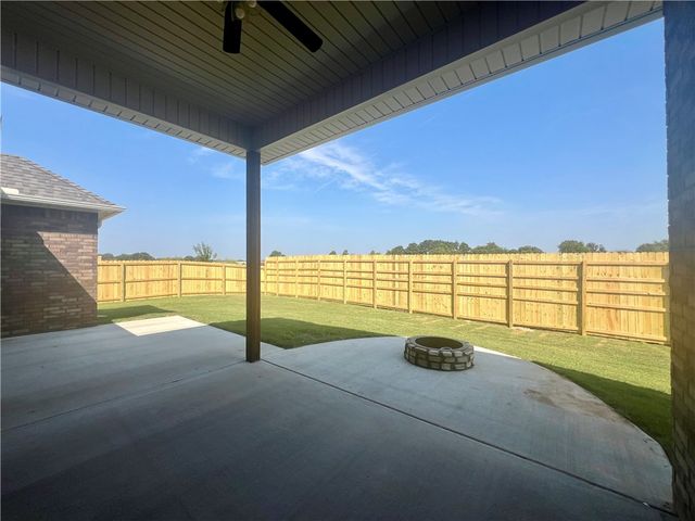 1804 Gaines, Pea Ridge, AR 72751