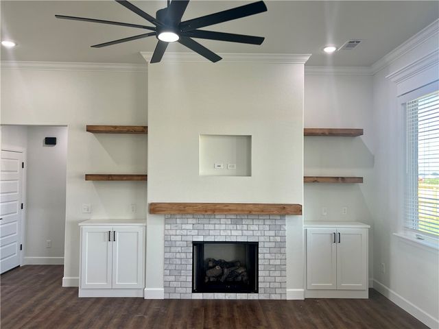 1804 Gaines, Pea Ridge, AR 72751