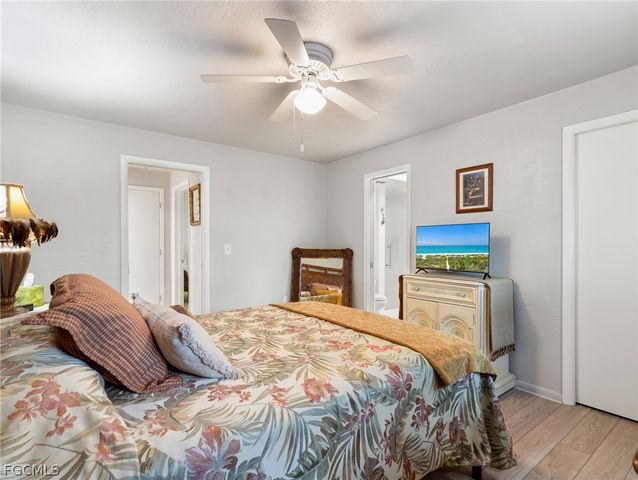 5560 Trellis LN, Fort Myers, FL 33919