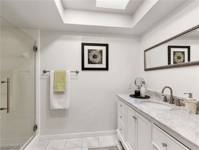 5560 Trellis LN, Fort Myers, FL 33919