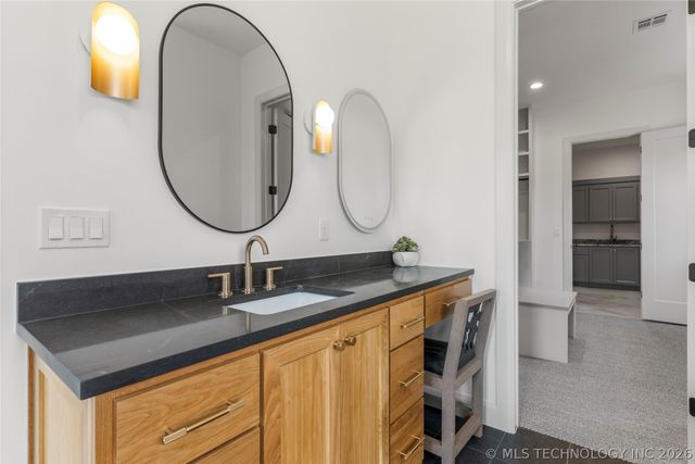313 N 80th Street, Broken Arrow, OK 74014