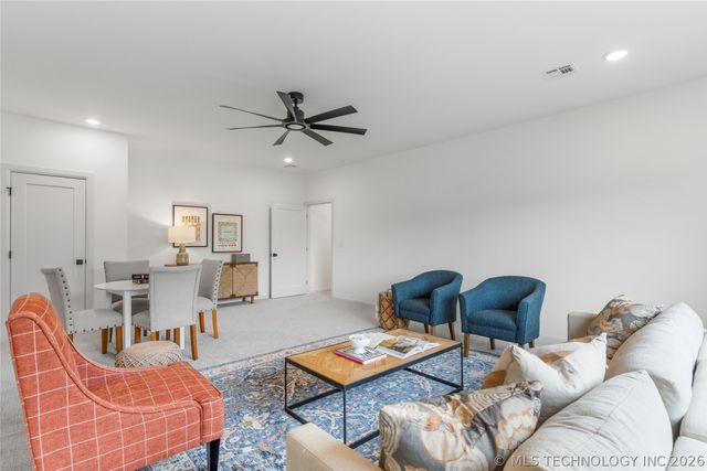 313 N 80th Street, Broken Arrow, OK 74014