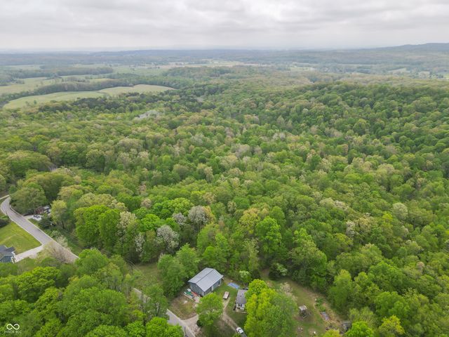 6000 W County Road 700 N, Freetown, IN 47235