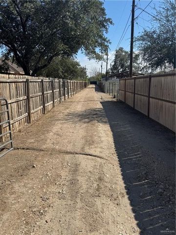 226 N Bentsen Palm Drive, Mission, TX 78572