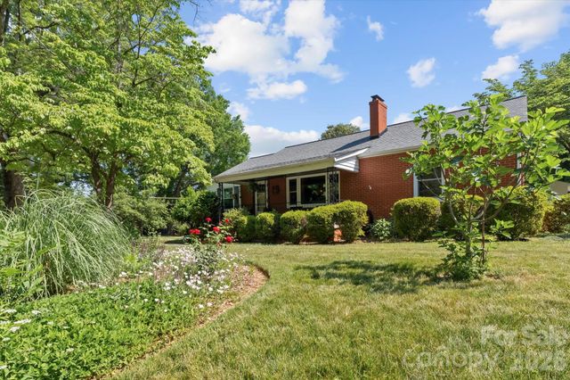 354 N Bost Street, Statesville, NC 28677